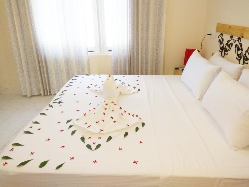 Resten Inn Thoddoo Extérieur photo