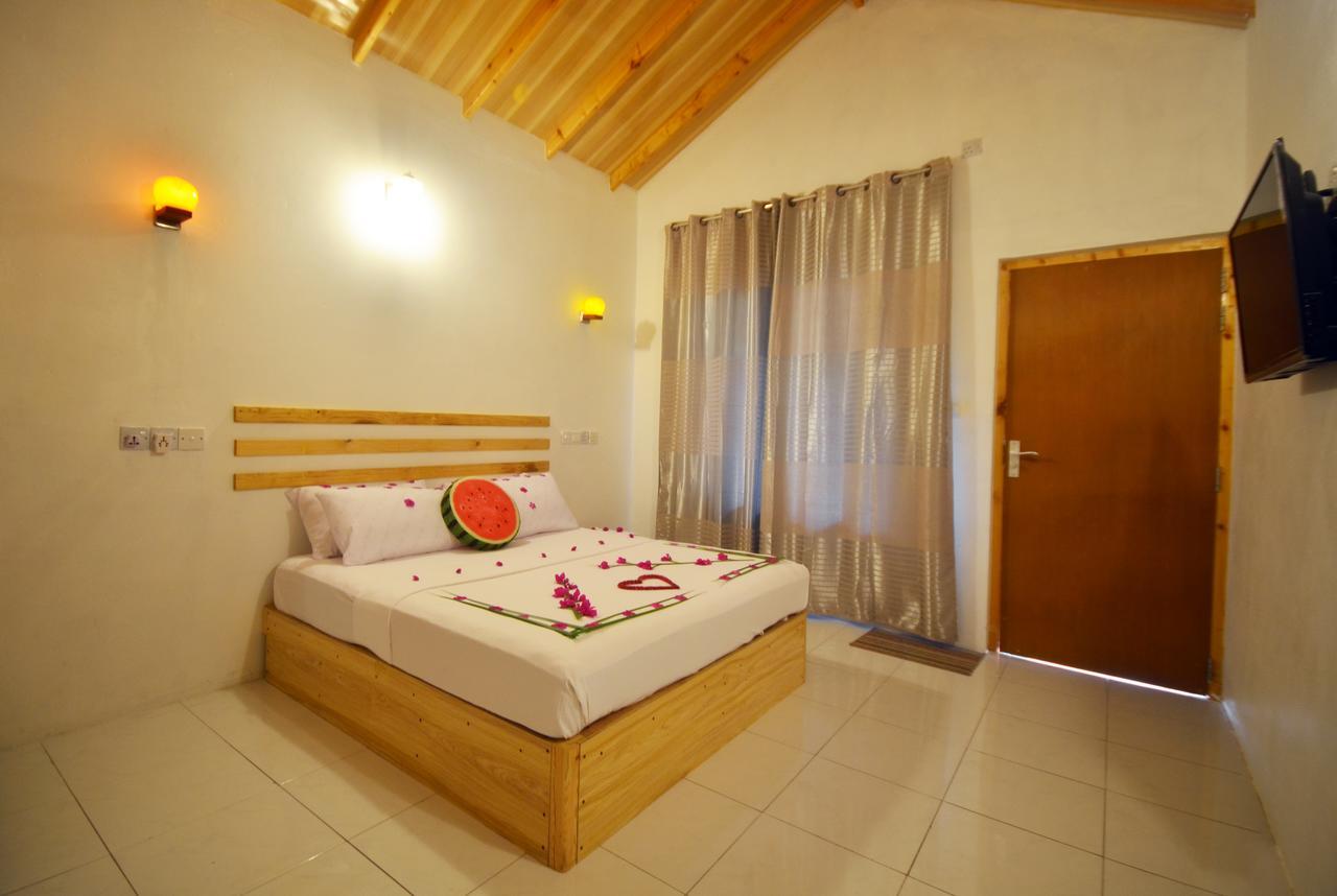 Resten Inn Thoddoo Extérieur photo